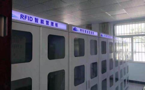 RFID���ʹ������ܹ��߹�UZ02